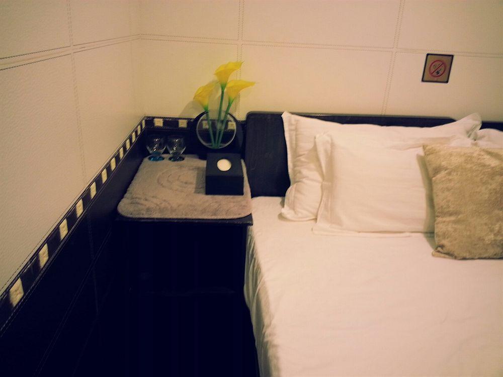 Guest house Pearl Harbour Guesthouse@golden Crown Court