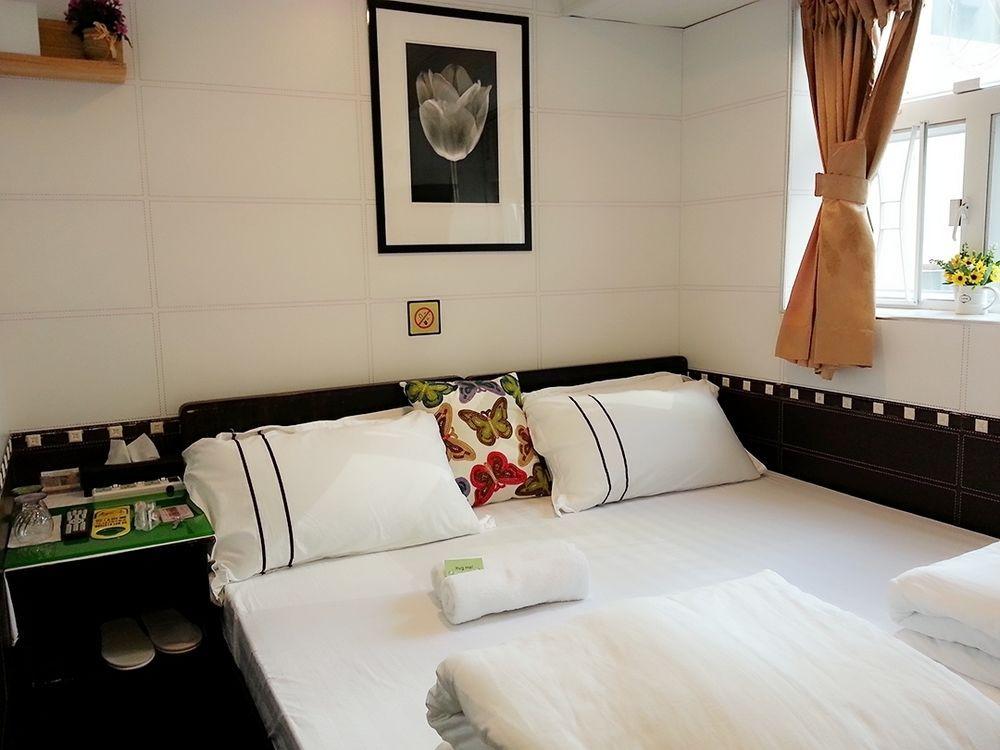 Pearl Harbour Guesthouse@golden Crown Court Guest house