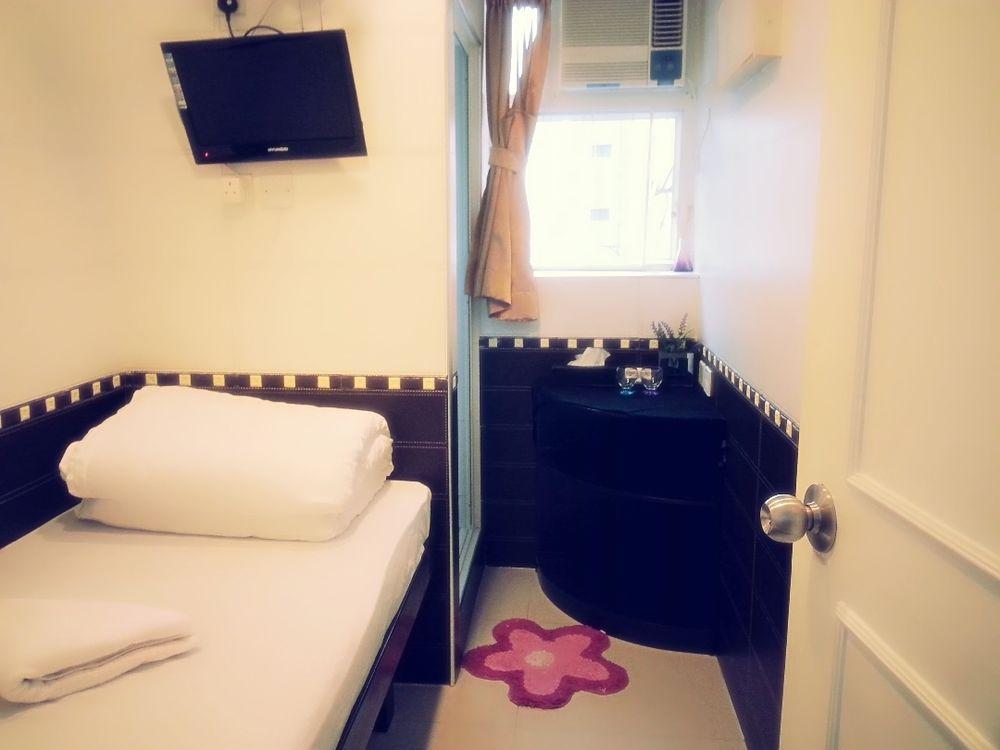 Pearl Harbour Guesthouse@golden Crown Court *