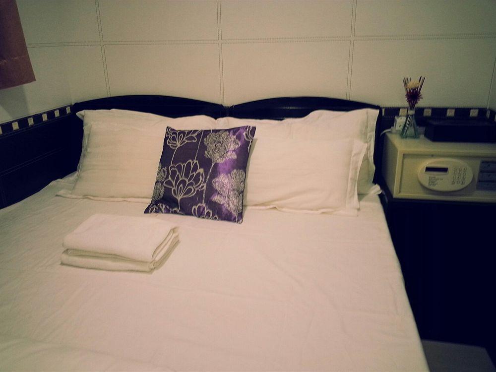 Pearl Harbour Guesthouse@golden Crown Court * Hong Kong