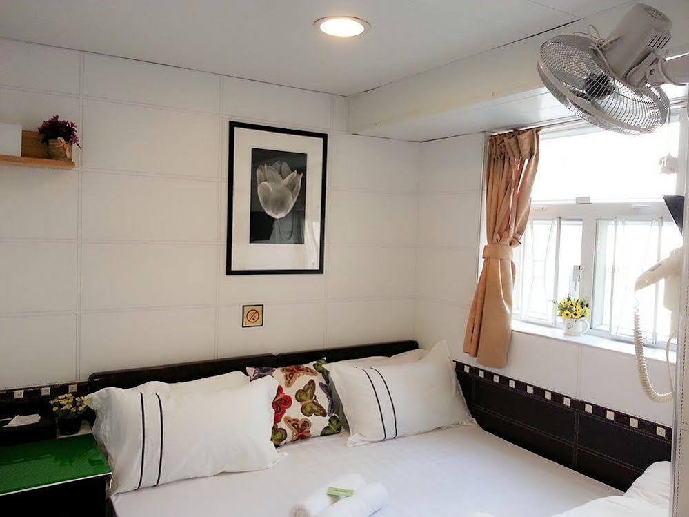 Guest house Pearl Harbour Guesthouse@golden Crown Court *