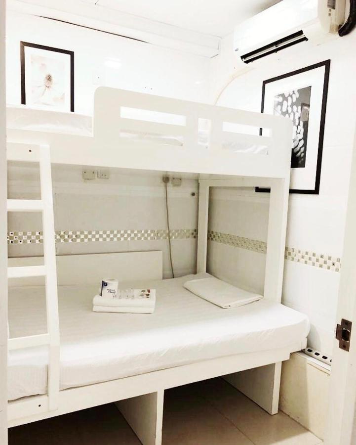 Guest house Pearl Harbour Guesthouse@golden Crown Court Hong Kong